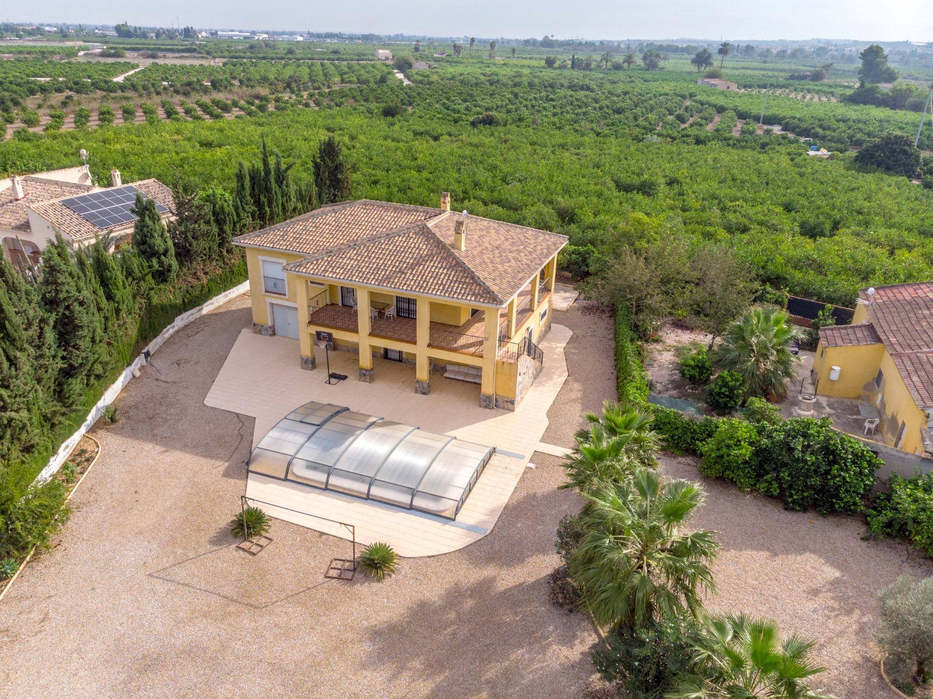 Villa for sale in Orihuela