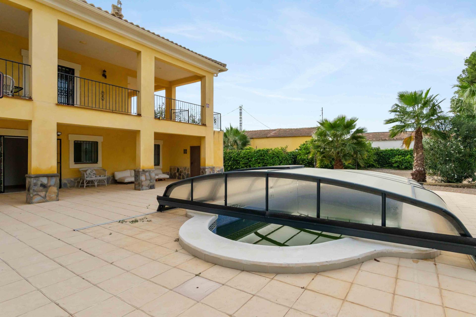 Villa for sale in Orihuela