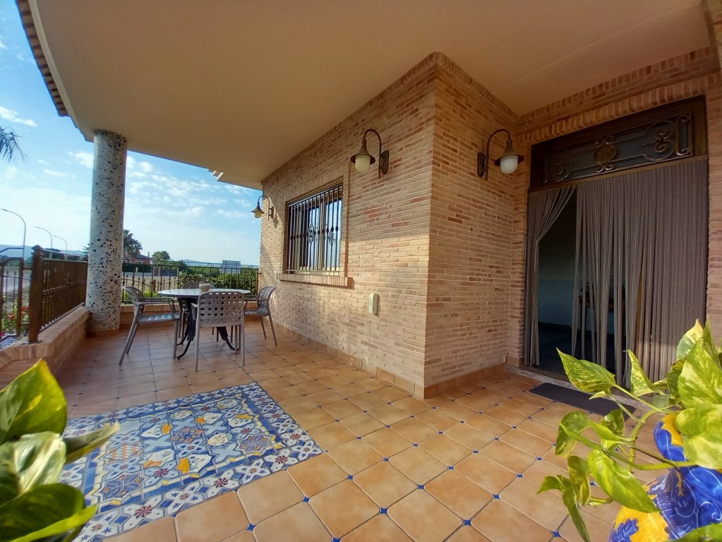 Villa en venta en Rafal