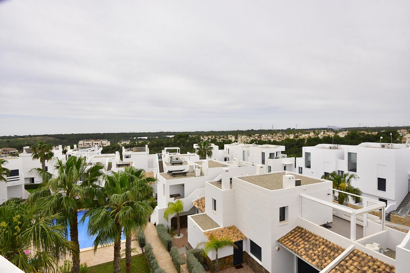 Penthouse for sale in Orihuela Costa