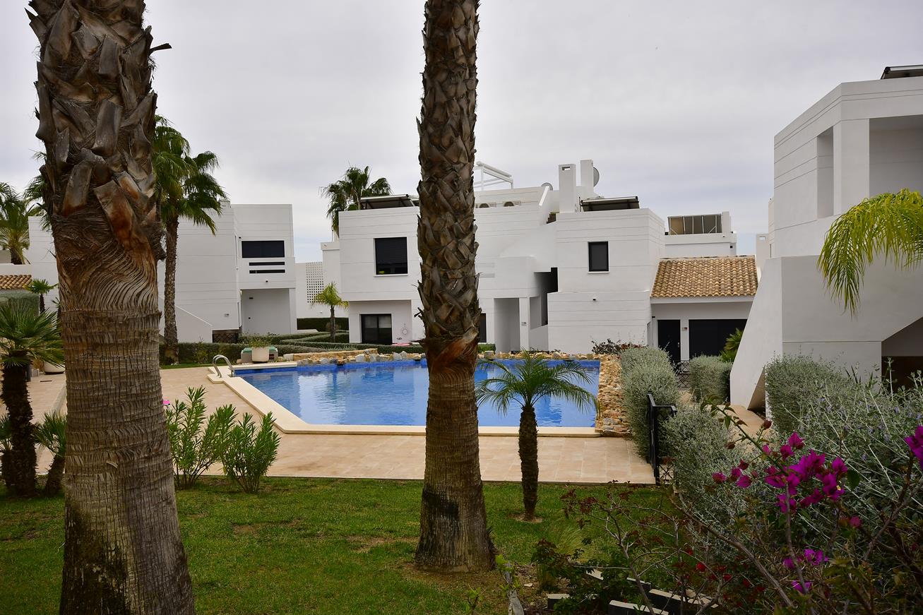 Penthouse for sale in Orihuela Costa