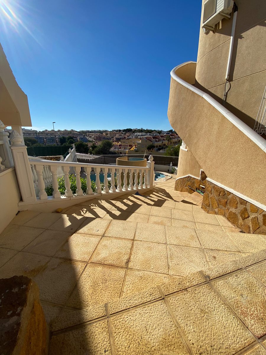 Villa en venta en Orihuela Costa