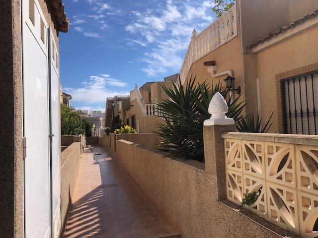 Bungalow for sale in San Miguel de Salinas