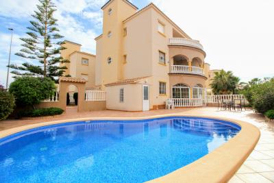 Apartment for sale in Orihuela Costa