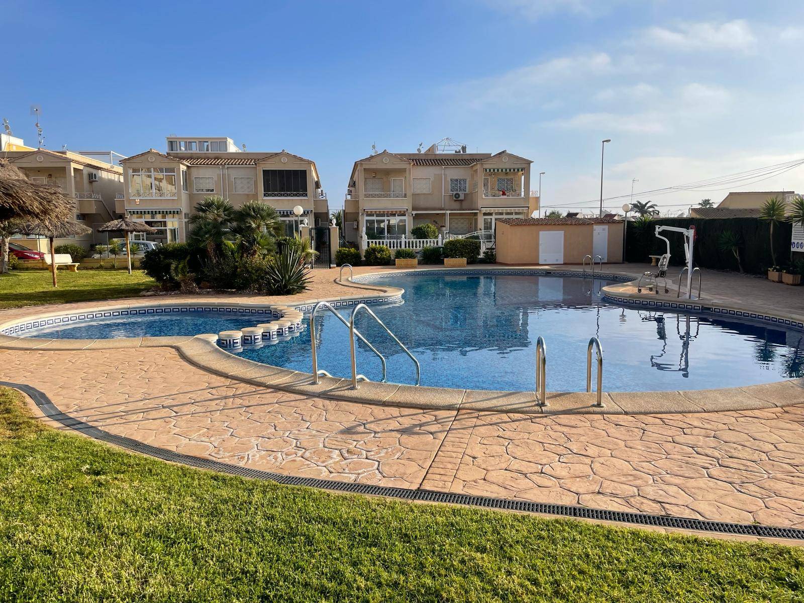 Bungalow for sale in Orihuela Costa