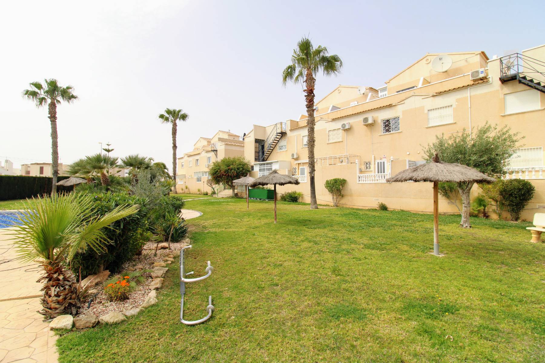 Bungalow for sale in Orihuela Costa