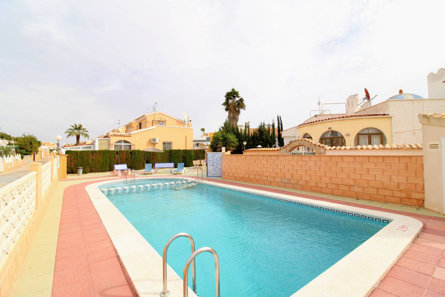 Chalet en venta en Orihuela Costa