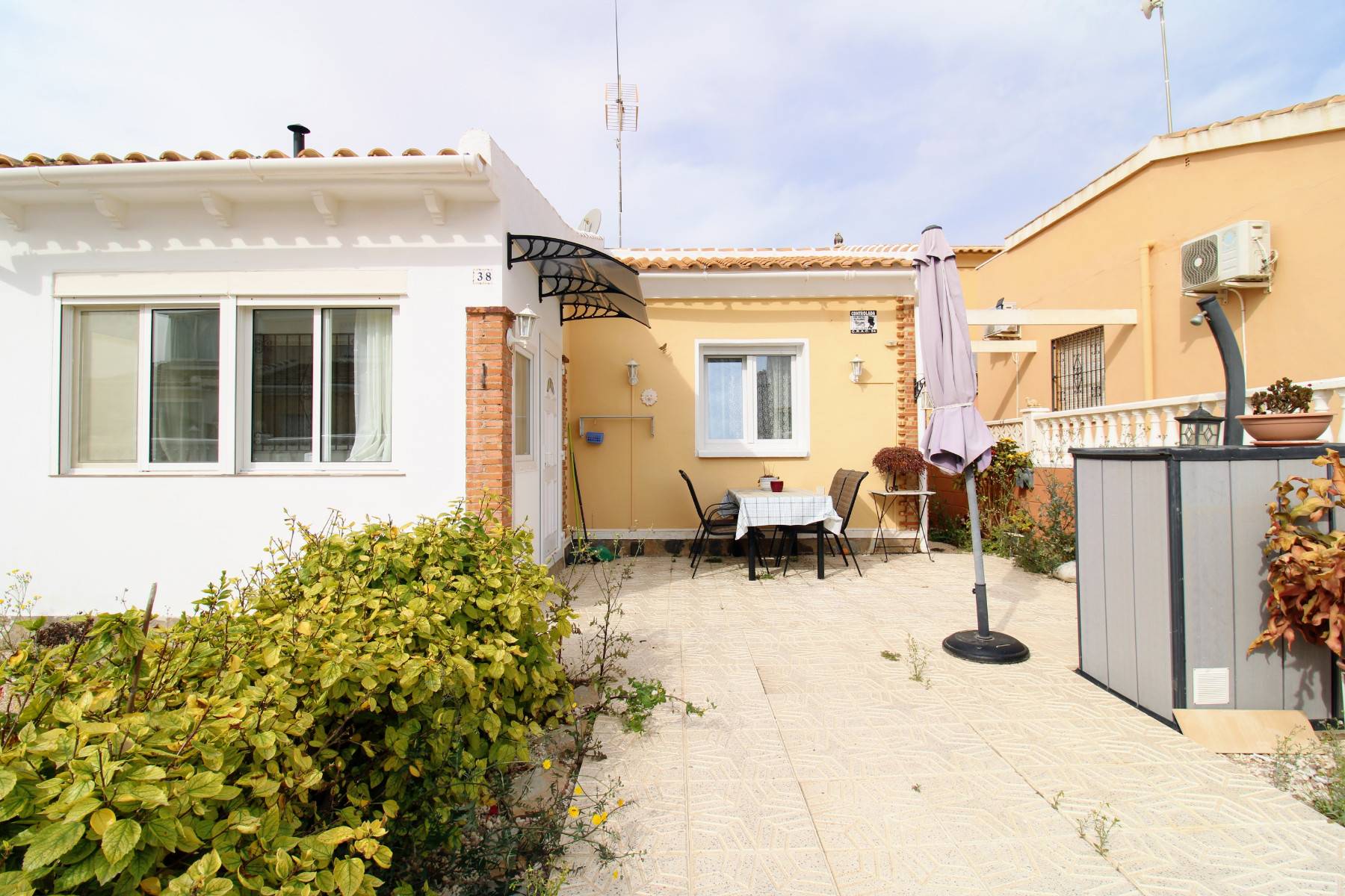 Chalet en venta en Orihuela Costa