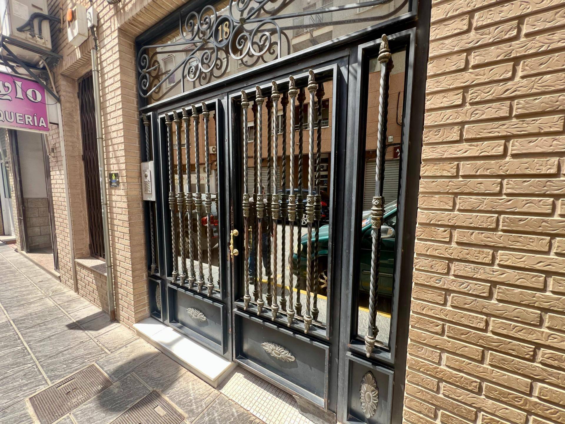 Office building for sale in Orihuela