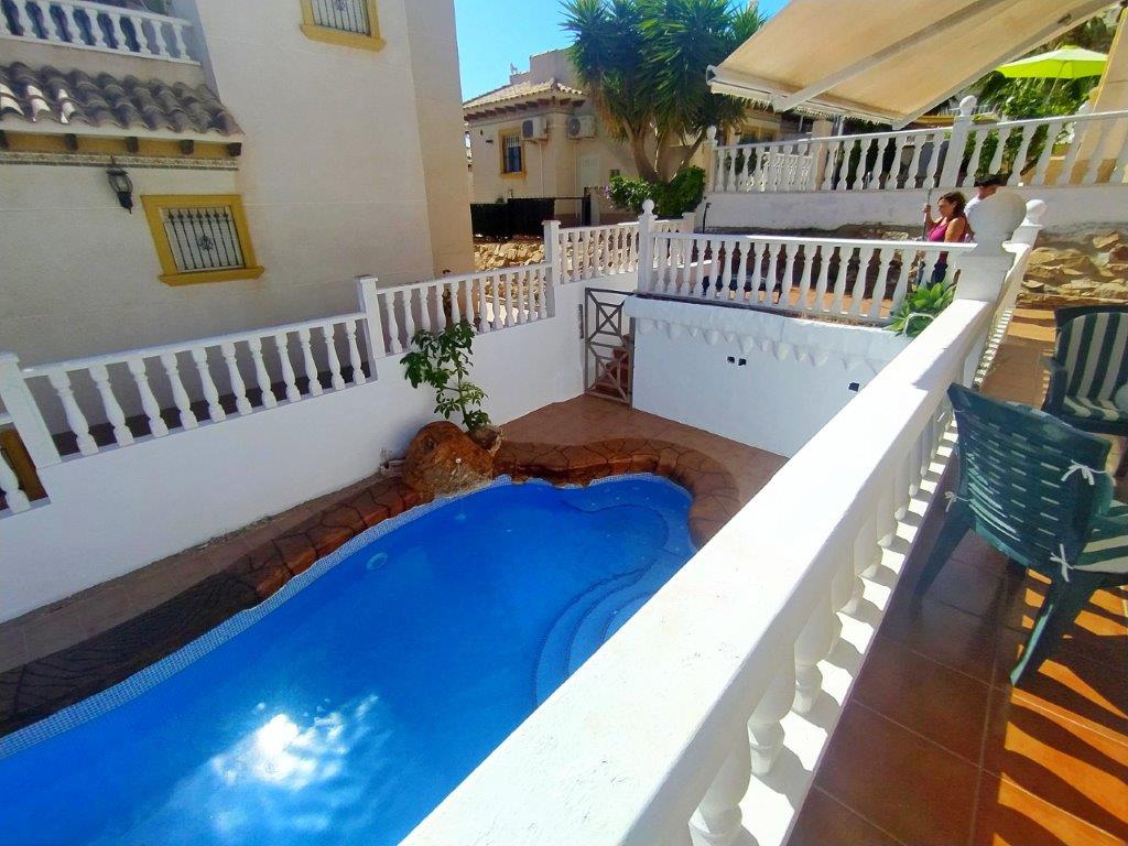 Villa for sale in Orihuela Costa