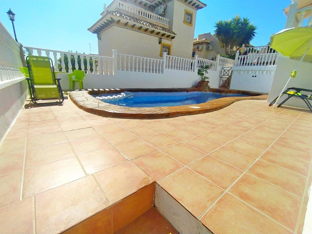 Villa for sale in Orihuela Costa