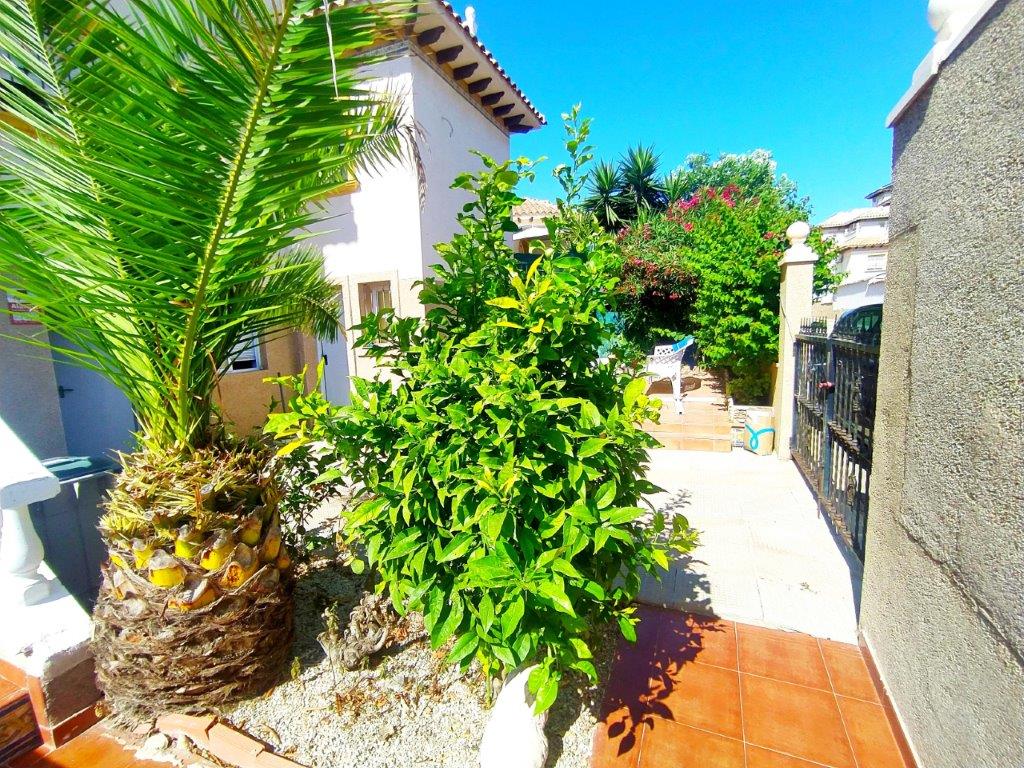 Villa for sale in Orihuela Costa