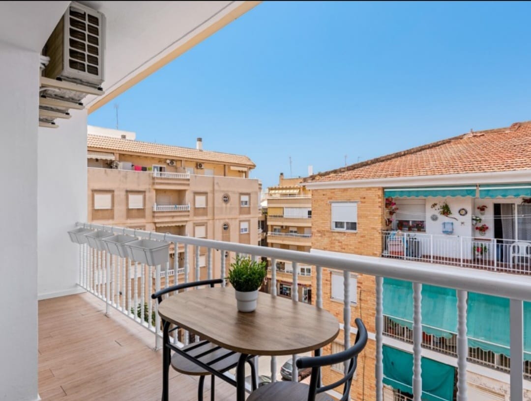 Flat for sale in Torrevieja