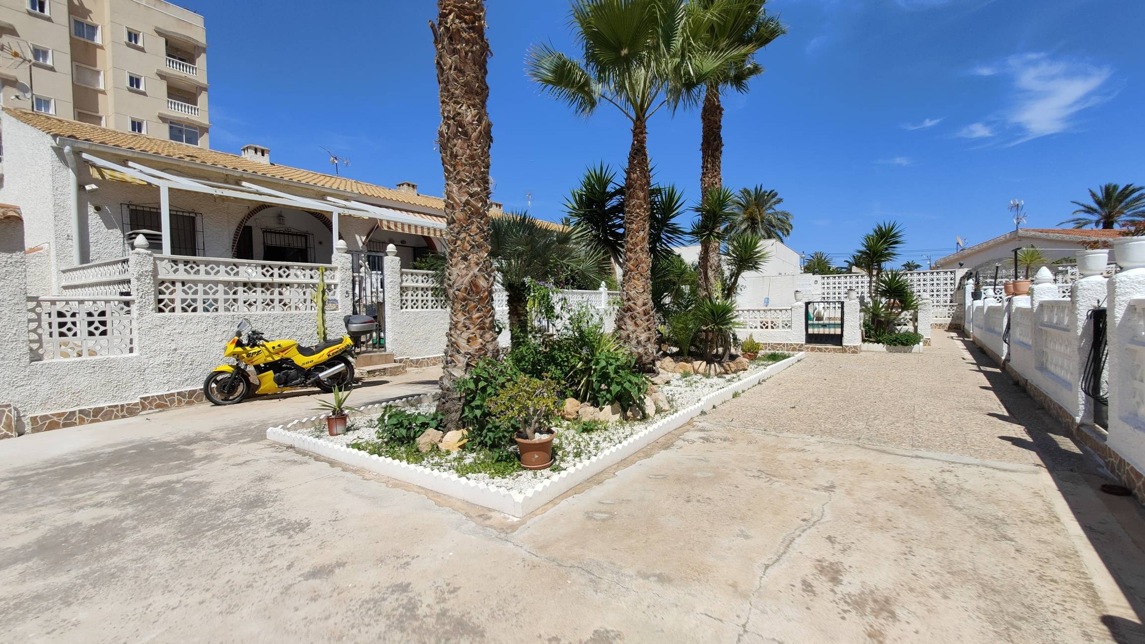 Bungalow for sale in Torrevieja