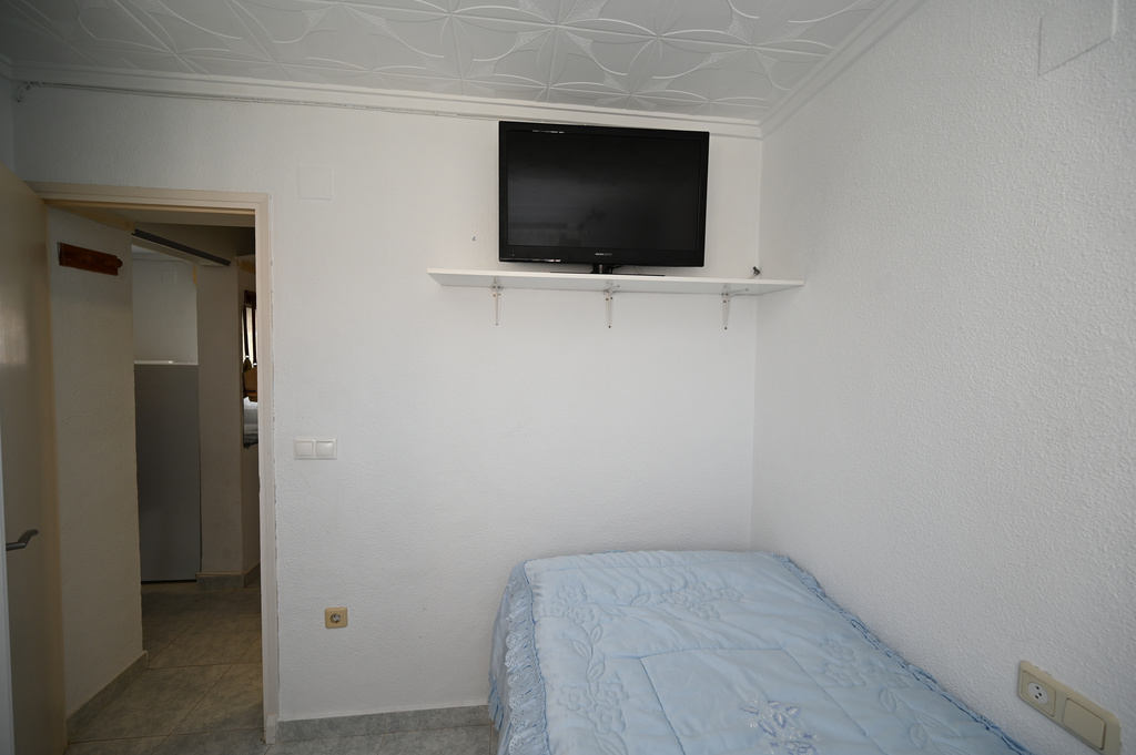 BUNGALOW REFORMADO EN PLANTA ALTA DE 2 DORMITORIOS 1 BAÑO