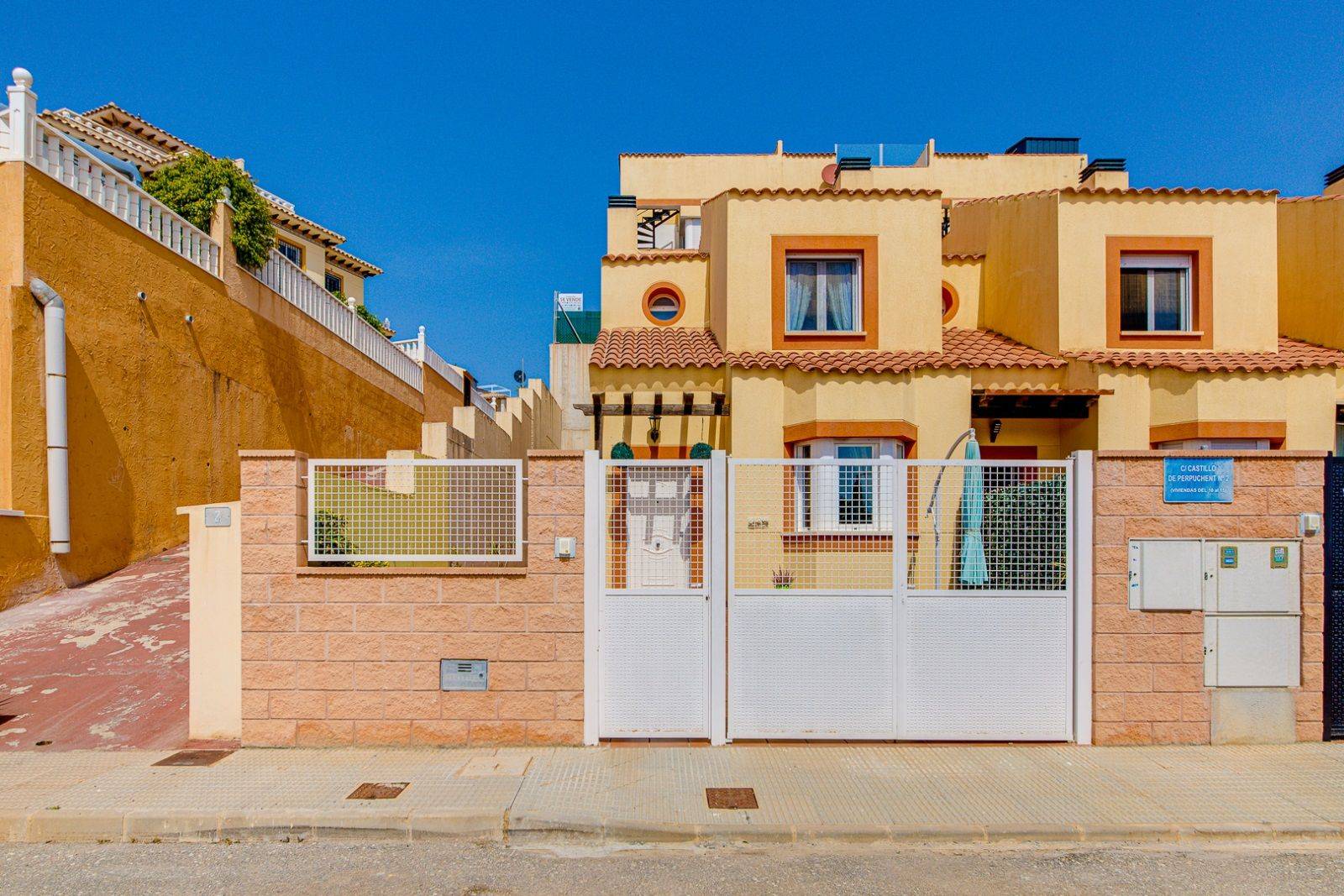 Chalet en venta en Orihuela Costa