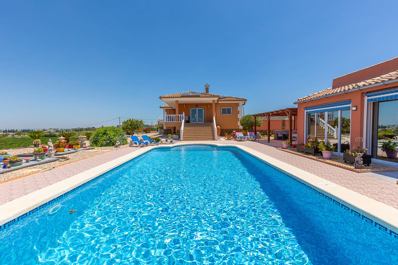 Villa for sale in Orihuela