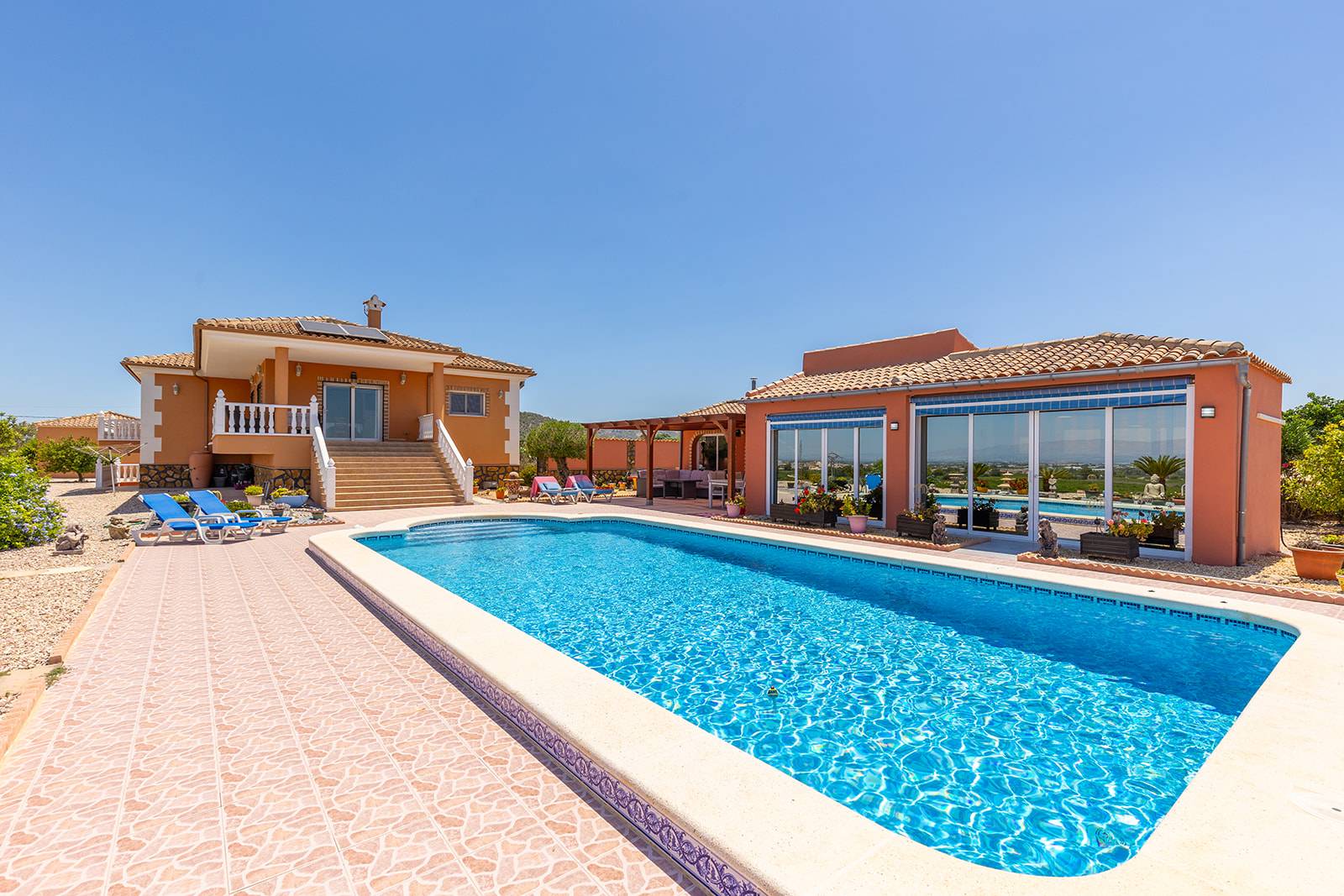 Villa for sale in Orihuela