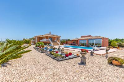 Villa for sale in Orihuela