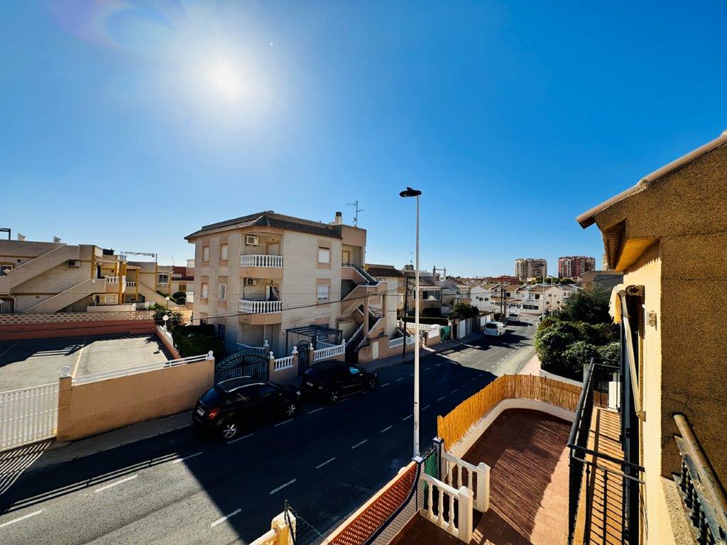 Duplex myynnissä Torrevieja