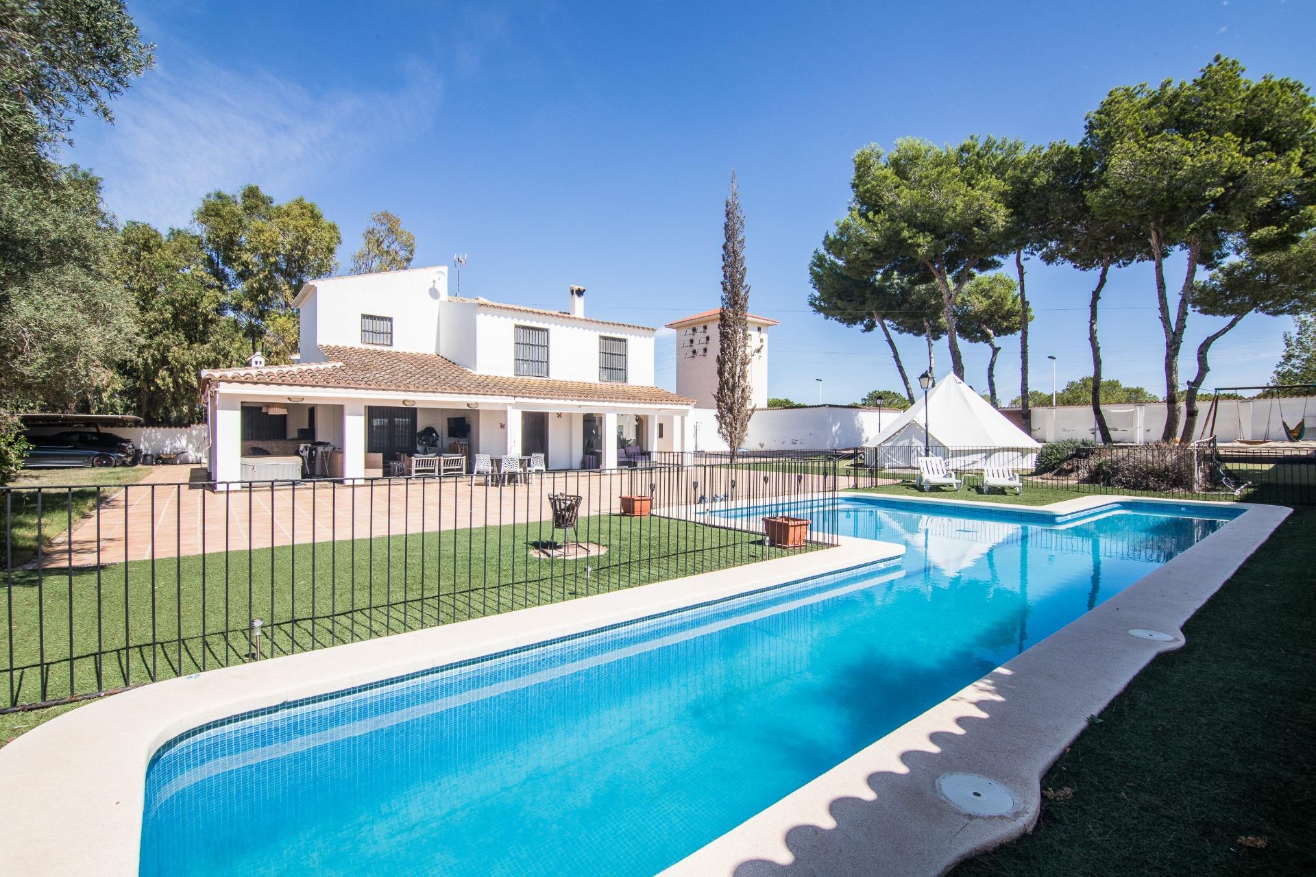 Villa en venta en Santa Pola