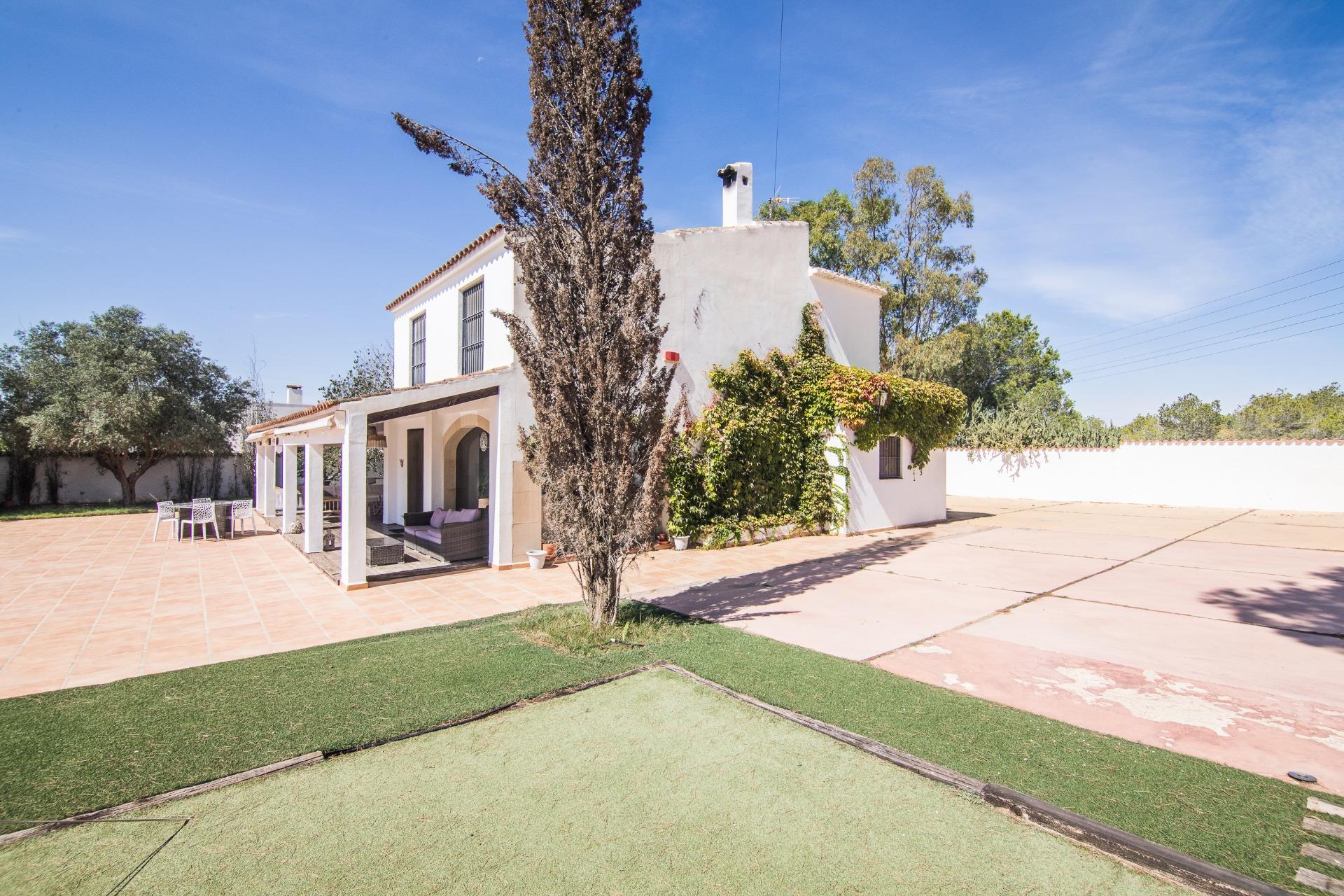 Villa en venta en Santa Pola