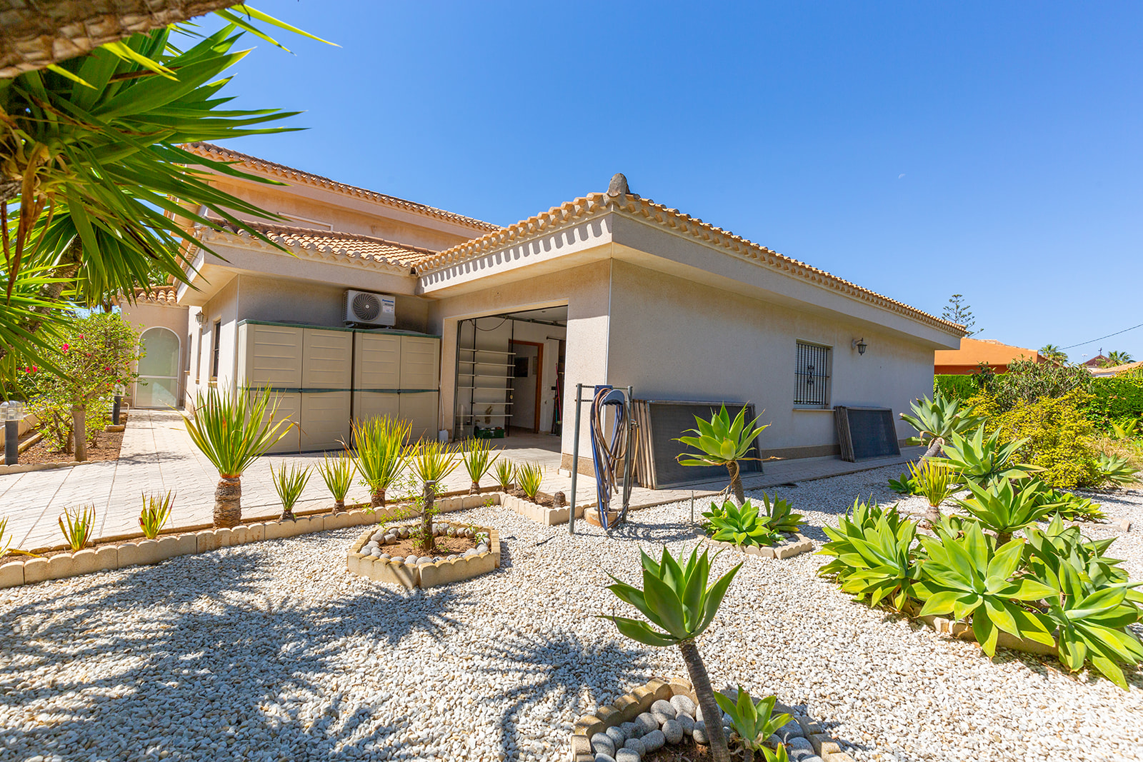 Villa en venta en Orihuela Costa